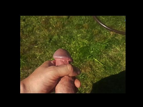 ❤️ Faigheann hottie te a pussy bándearg fucked agus cums le squirt i ghairdín samhraidh ☑  Porn álainn  ag ga.appassistance.ru ️❤
